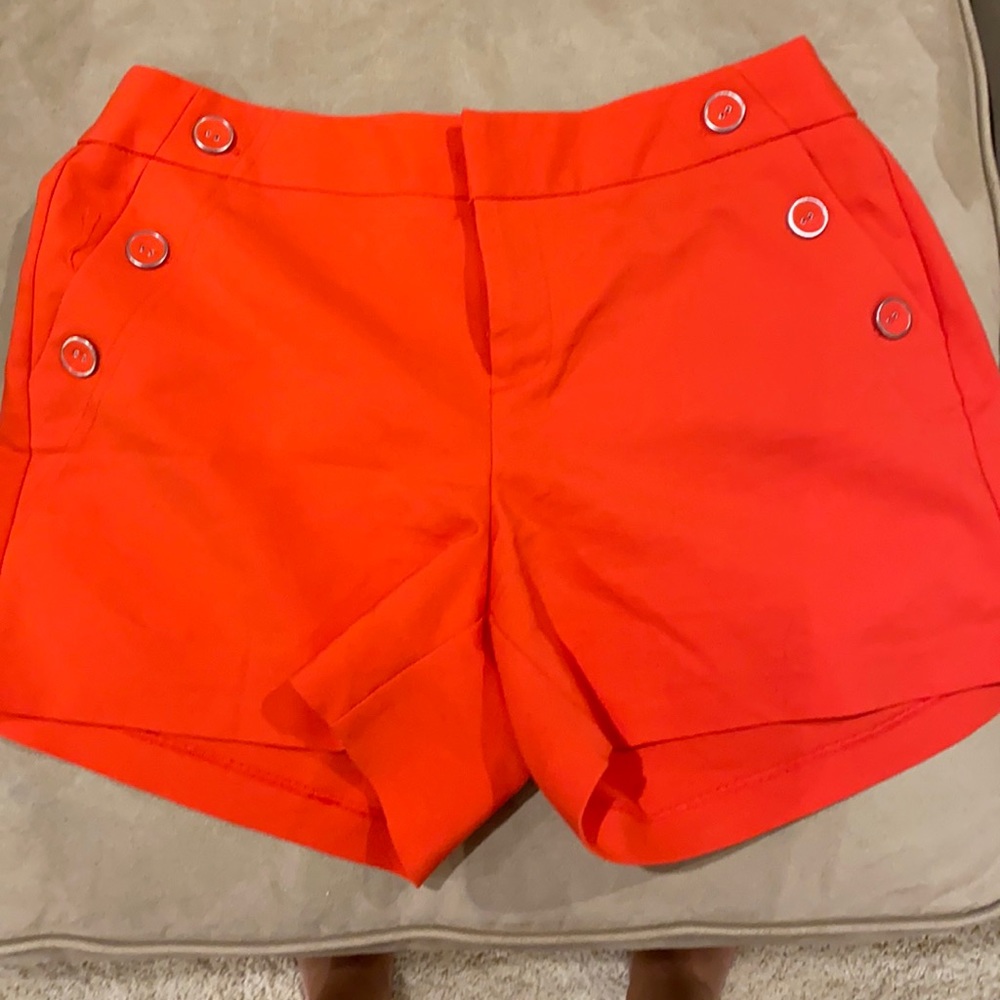 Elle Coral shorts- size 6